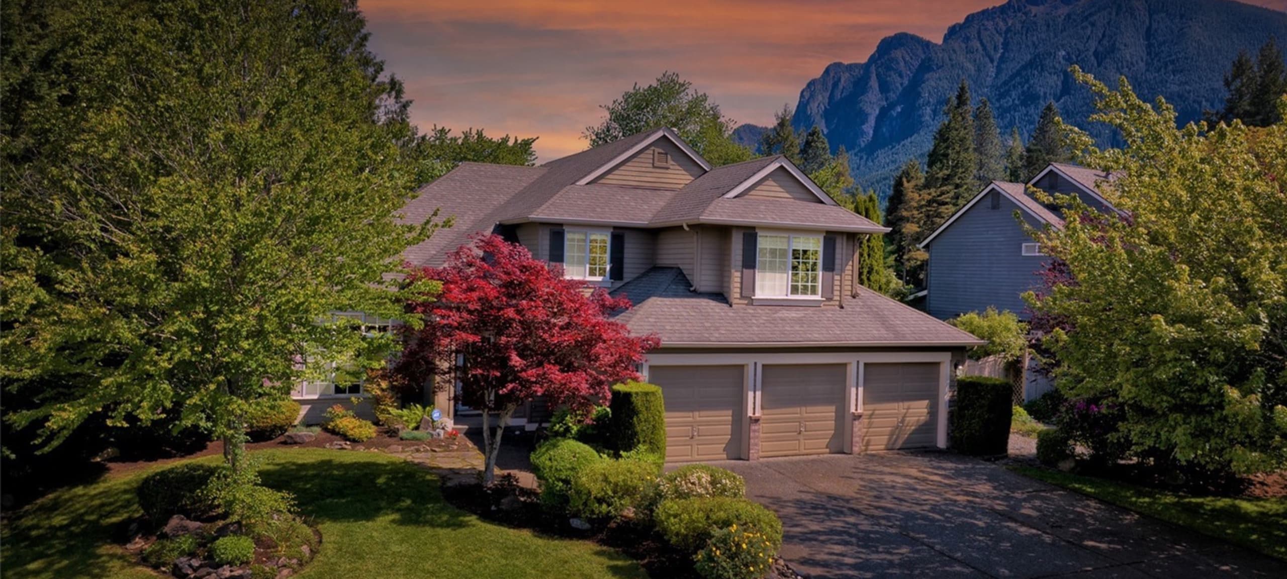 Home with Mt Si view for sale in North Bend, WA